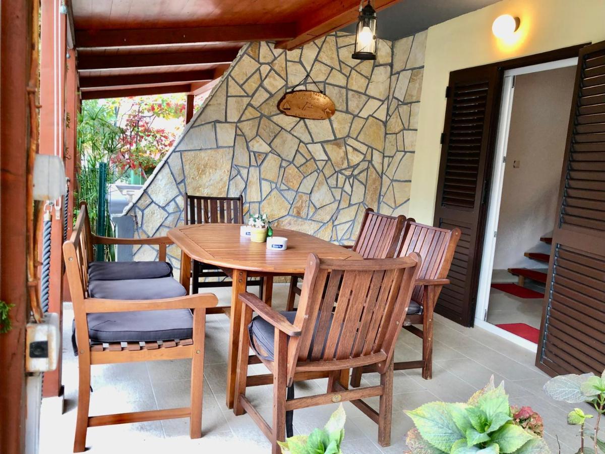 Apartments Pine & Oak With Shared Seasonal Hot Tub Privlaka  Εξωτερικό φωτογραφία