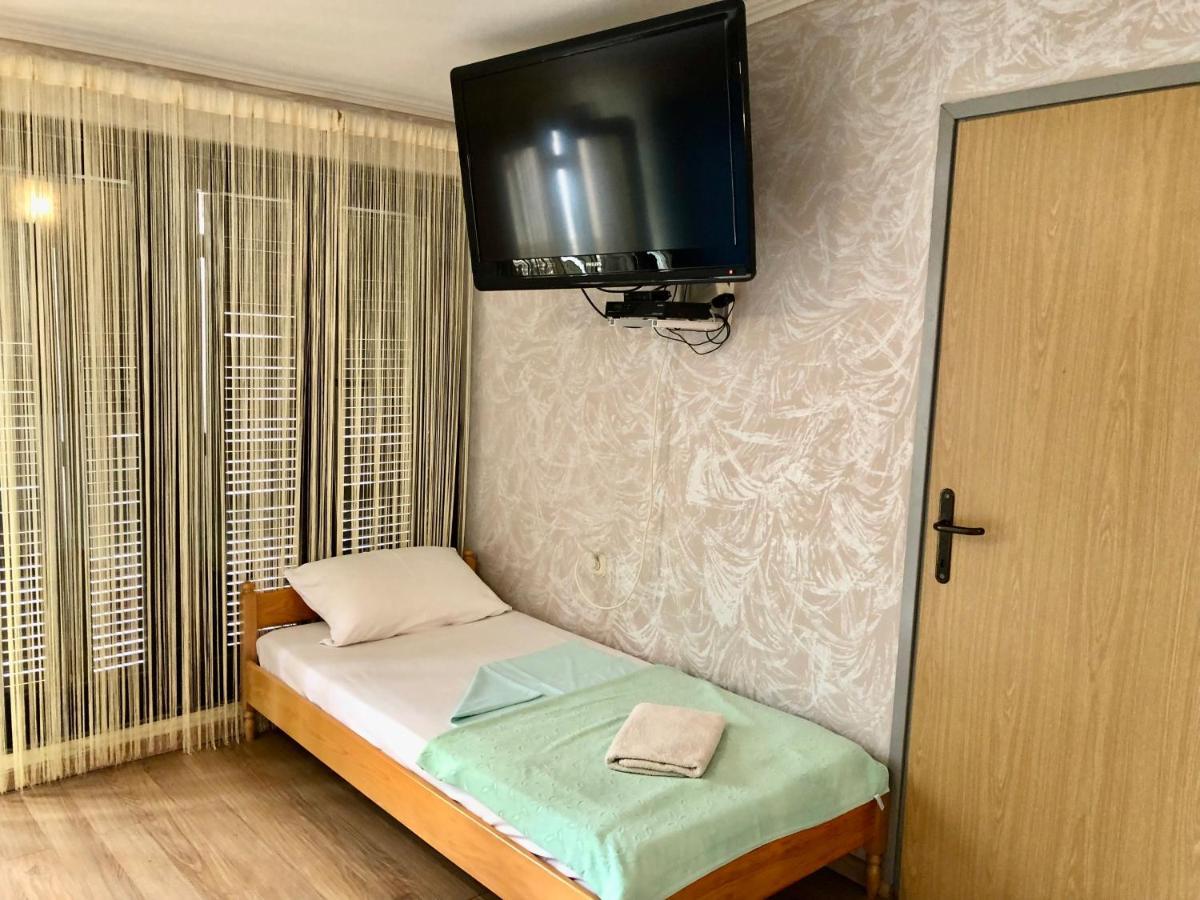 Apartments Pine & Oak With Shared Seasonal Hot Tub Privlaka  Εξωτερικό φωτογραφία